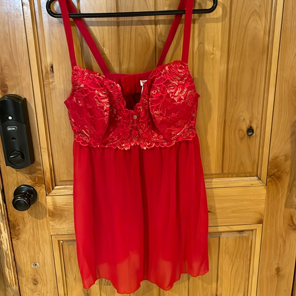 Women's Cacique 42 DD Red and Gold sheerchenise nightgown sheer lingerie